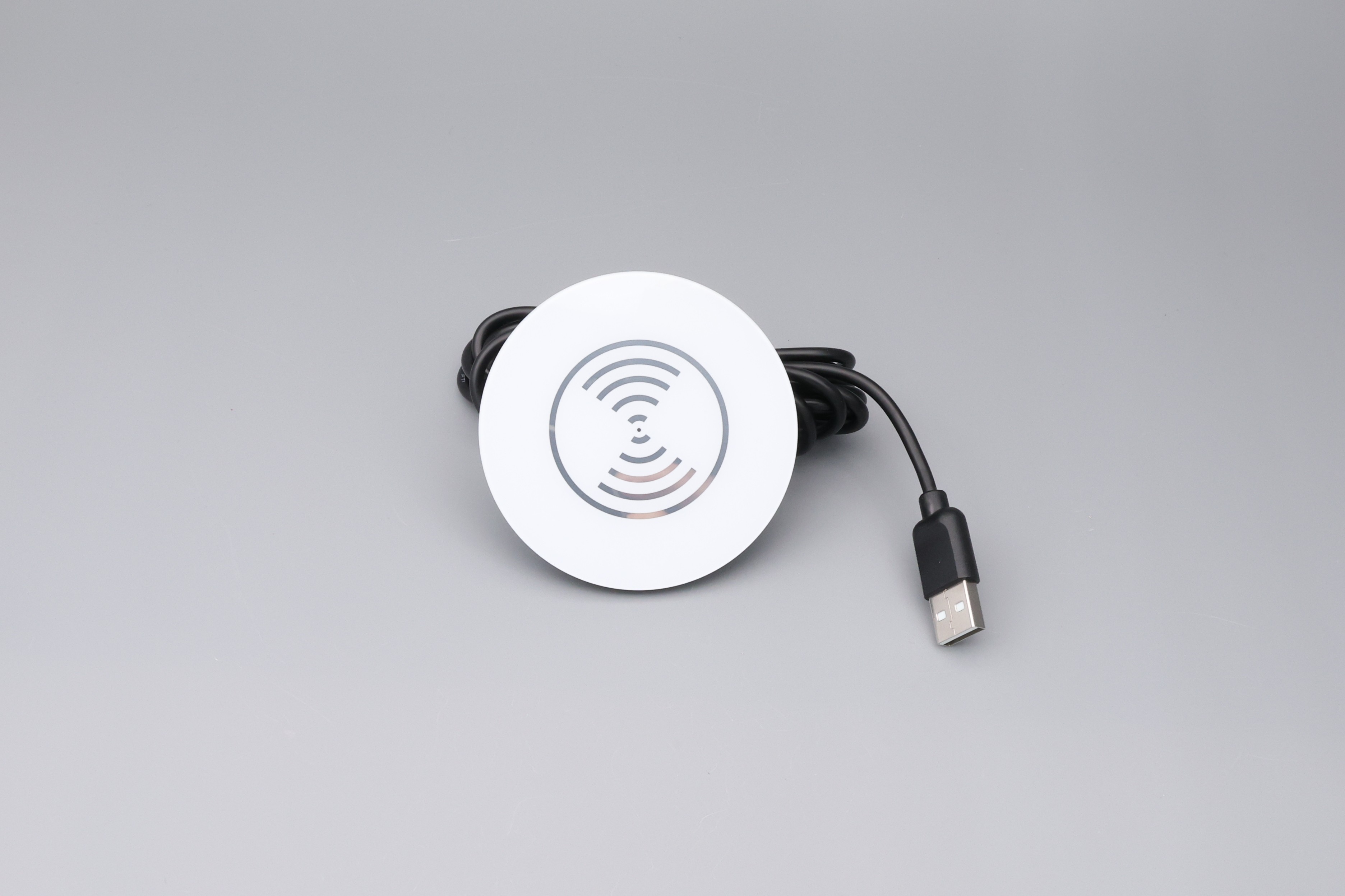 無(wú)線充電器